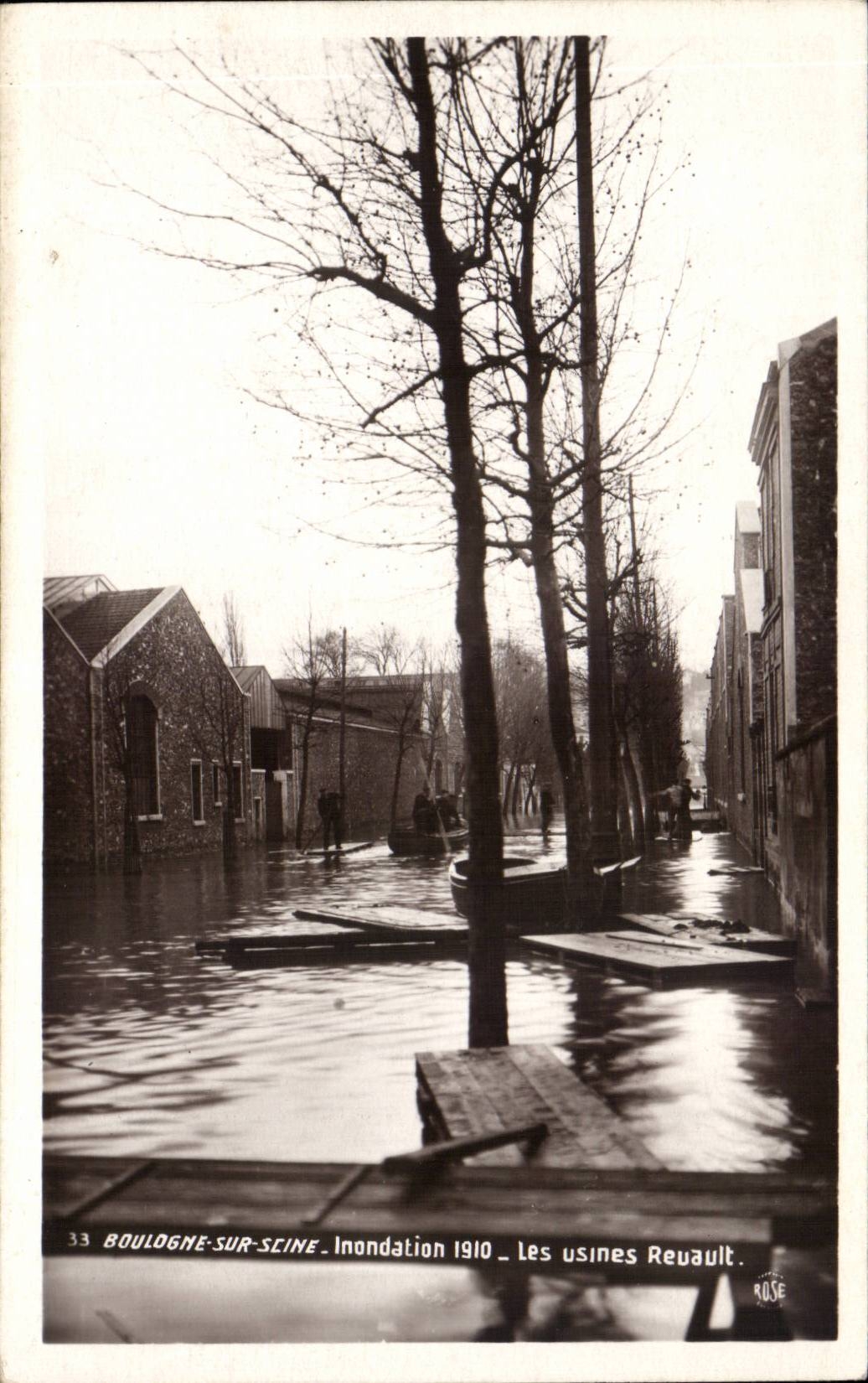 CPA Boulogne on the Seine Flood the 1910 Renault factories
