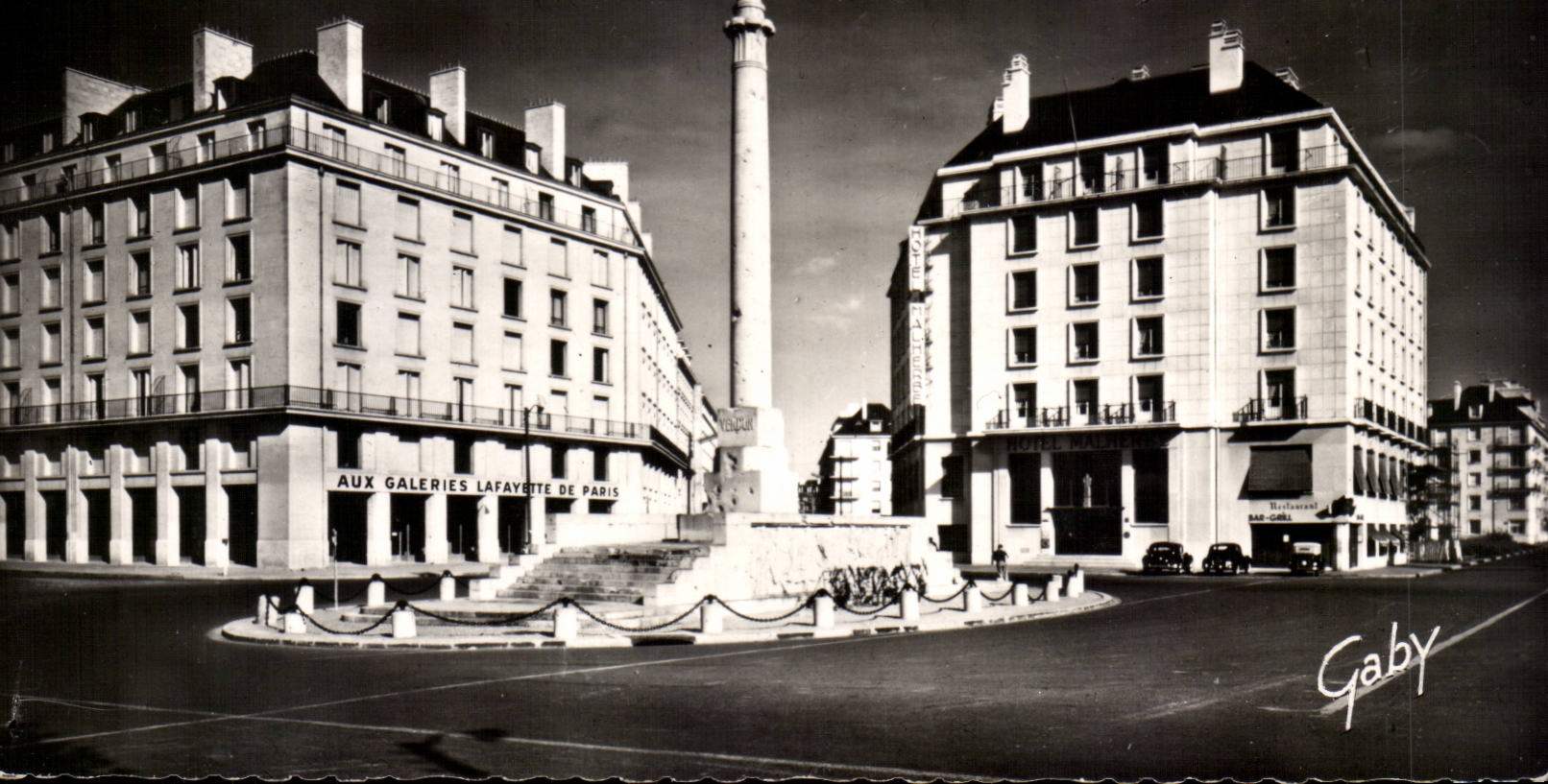 CPSM Caen der Krieg Erinnerungs und die Hotel Malherbe Lafayette Galerien