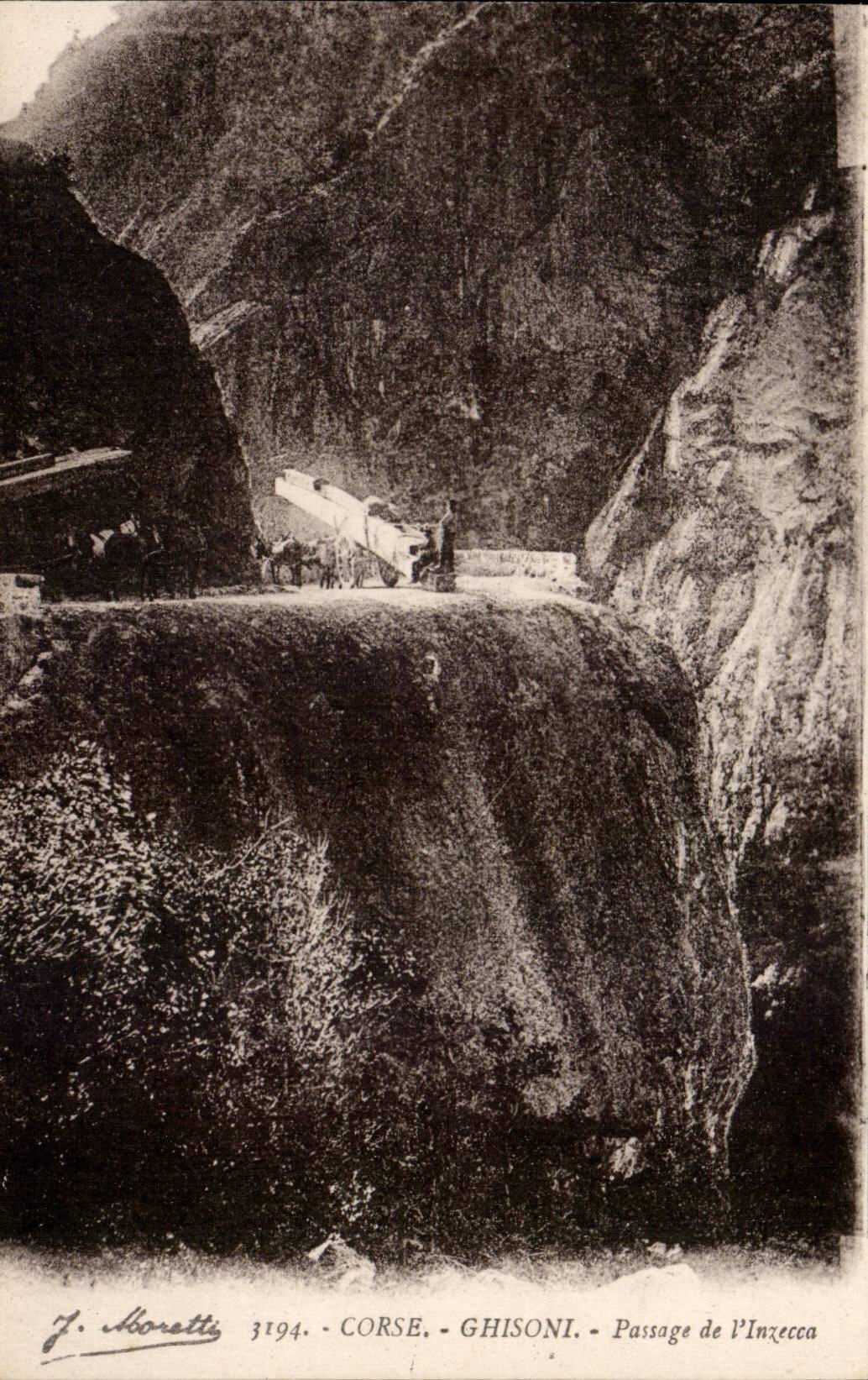 CPA Corse Corsica Ghisoni Passage de l'Inzecca Ane donkey animee