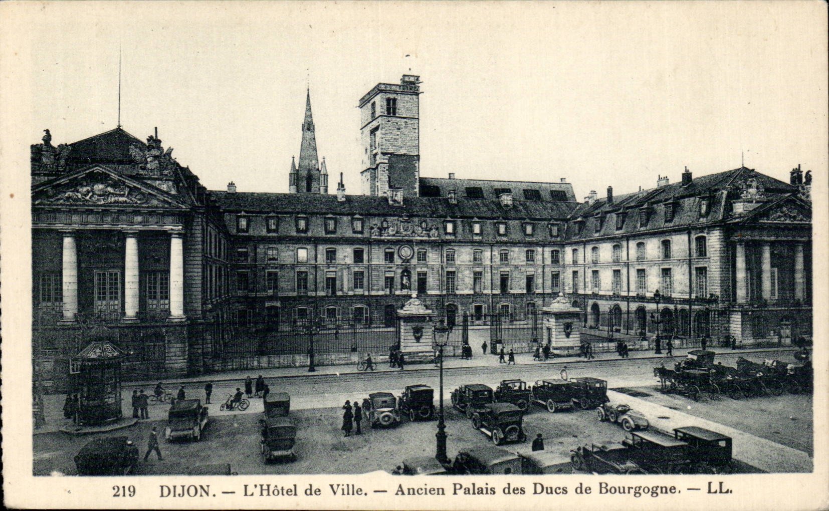 Dijon - Town hall - car - CPA