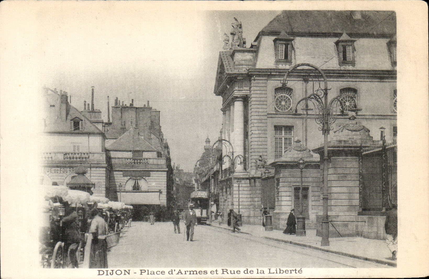 Dijon - Place of Weapons and street of Freedom - CPA