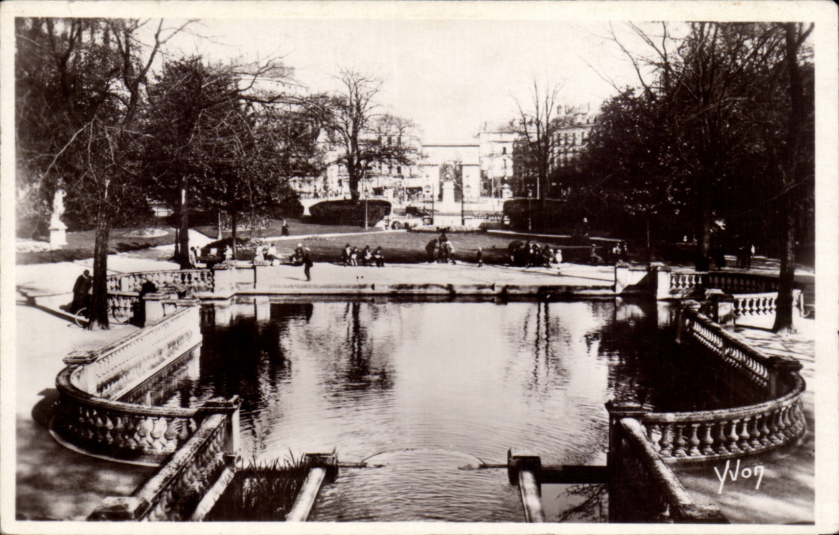 Dijon - Wasserturm und Platz Darcy - Yvon - CPA