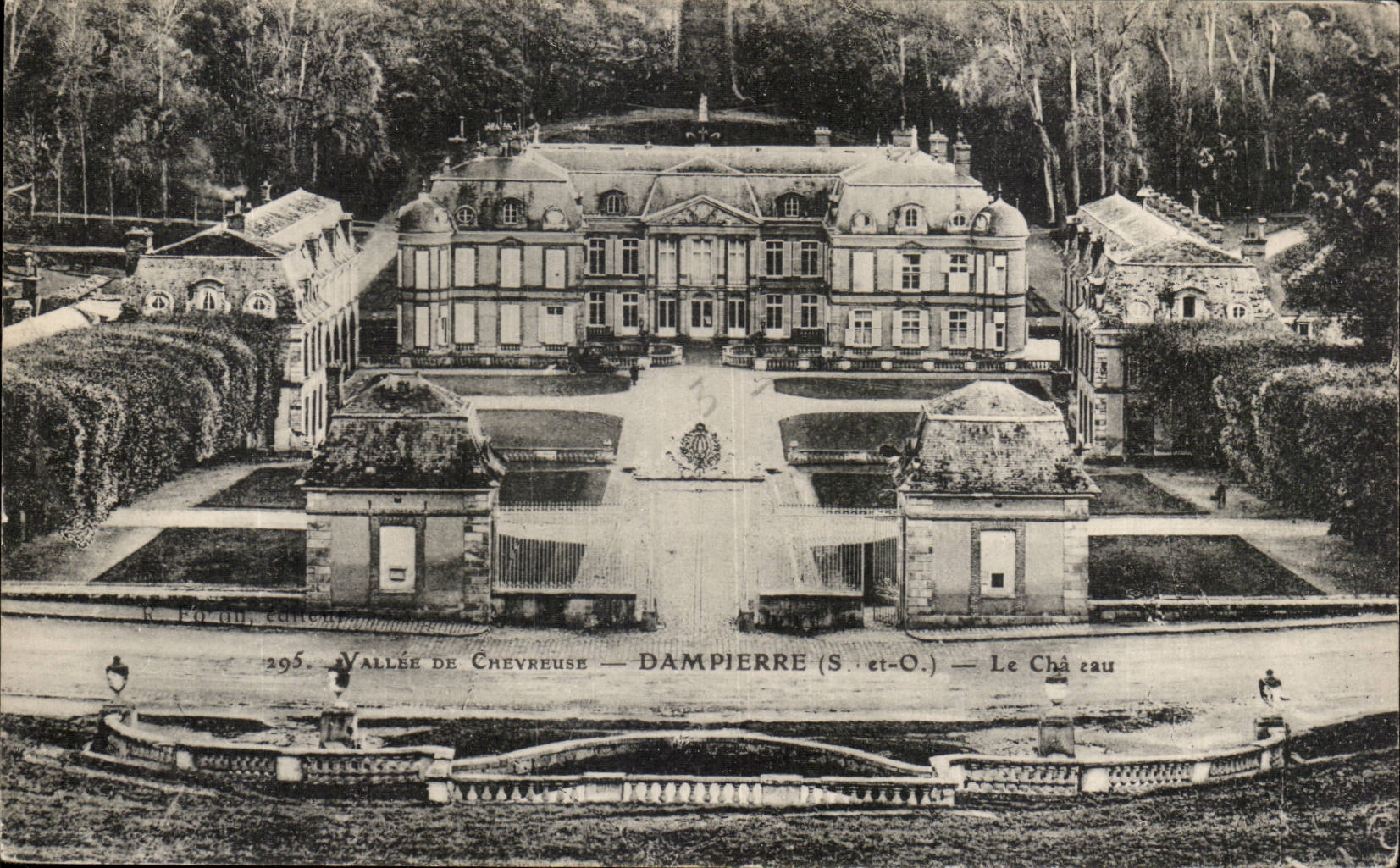 Dampierre - Chataeu - CPA