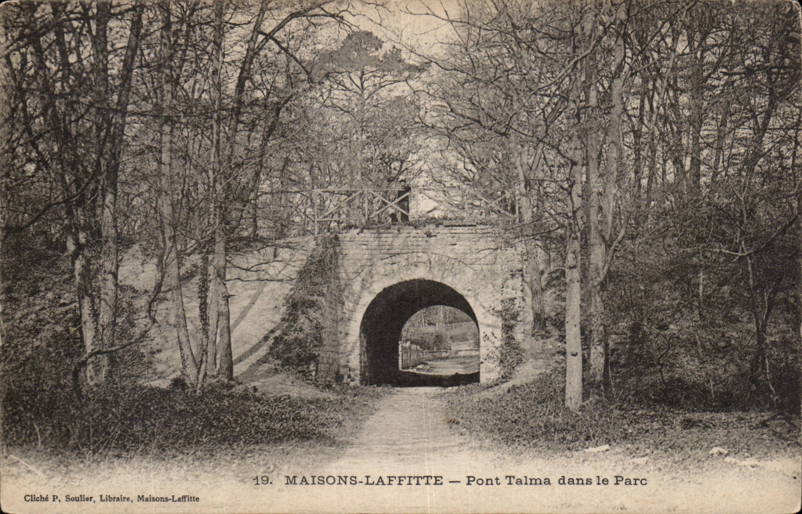 Vesinay - Talma Bridge in the Park - CPA