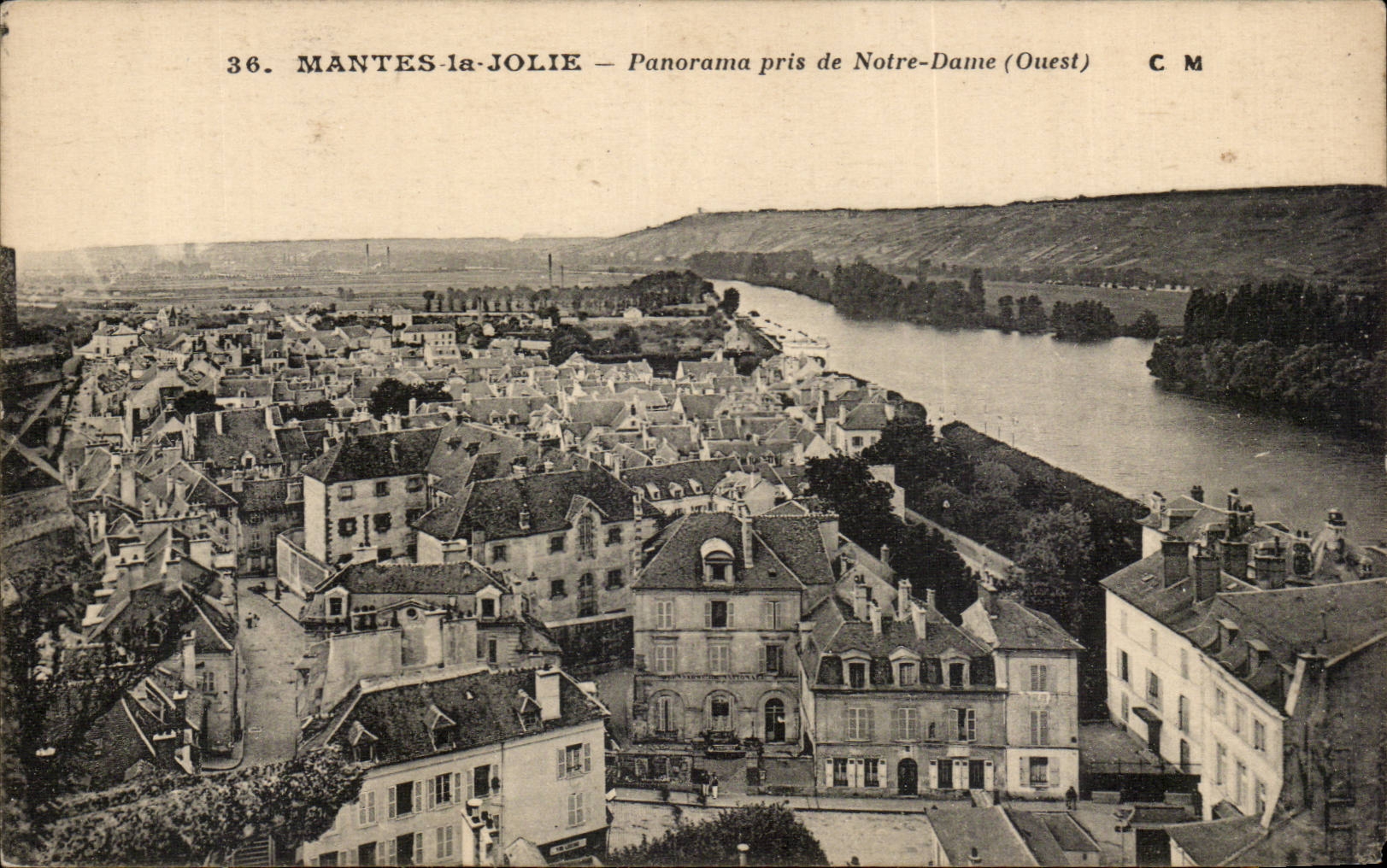 Mantes La Jolie - Panorama taken of Notre Dame - CPA