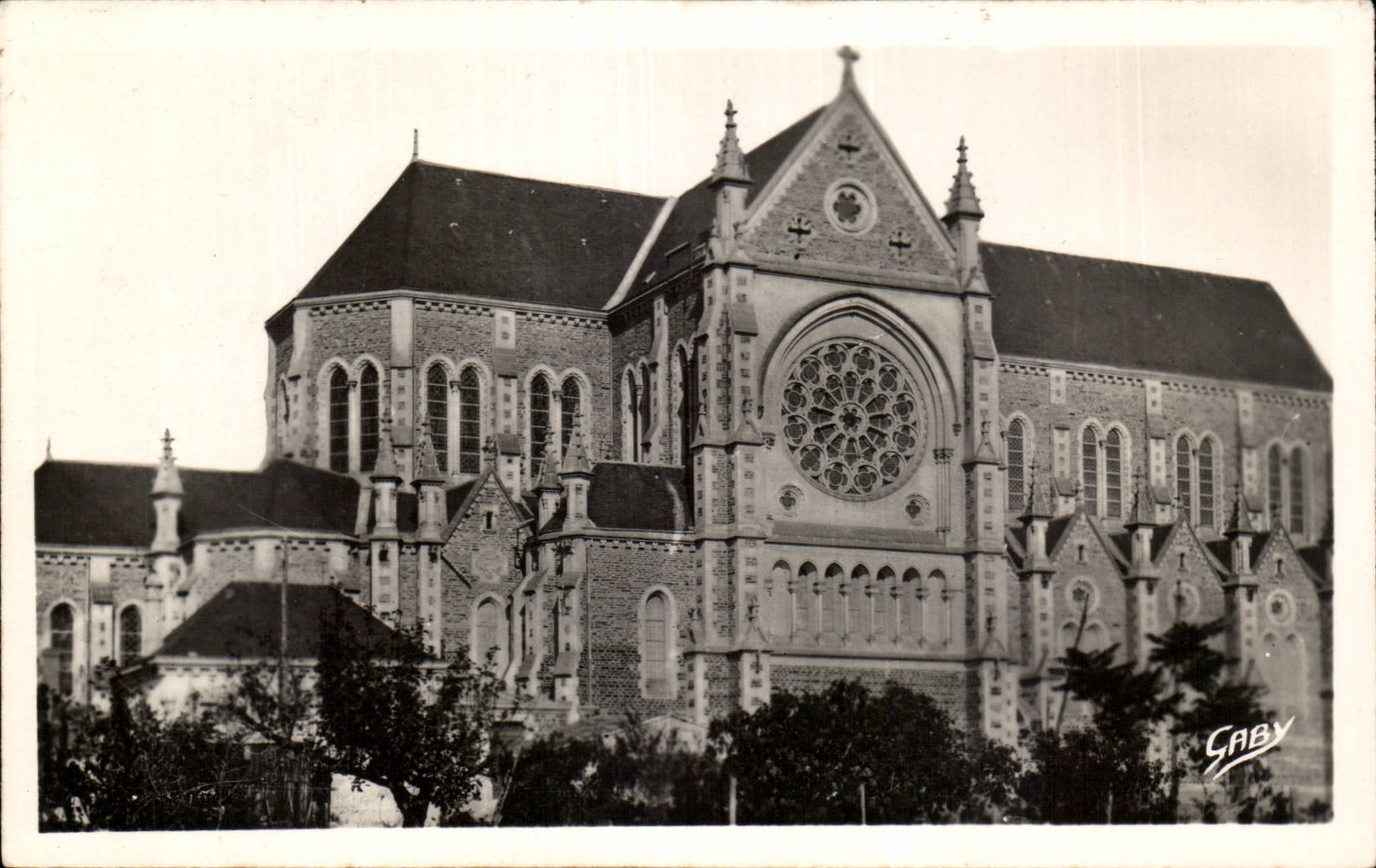 CPSM Challans the new church