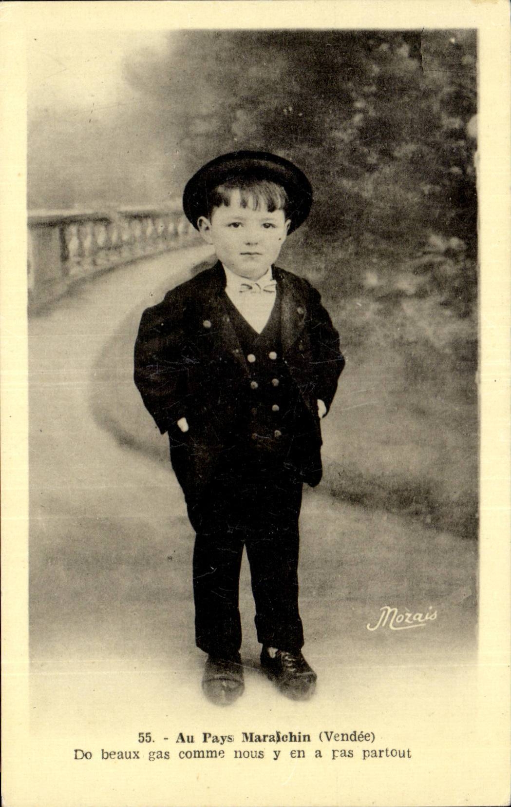 CPA with the parys Maraichin the Vendee Child Folklore Costume