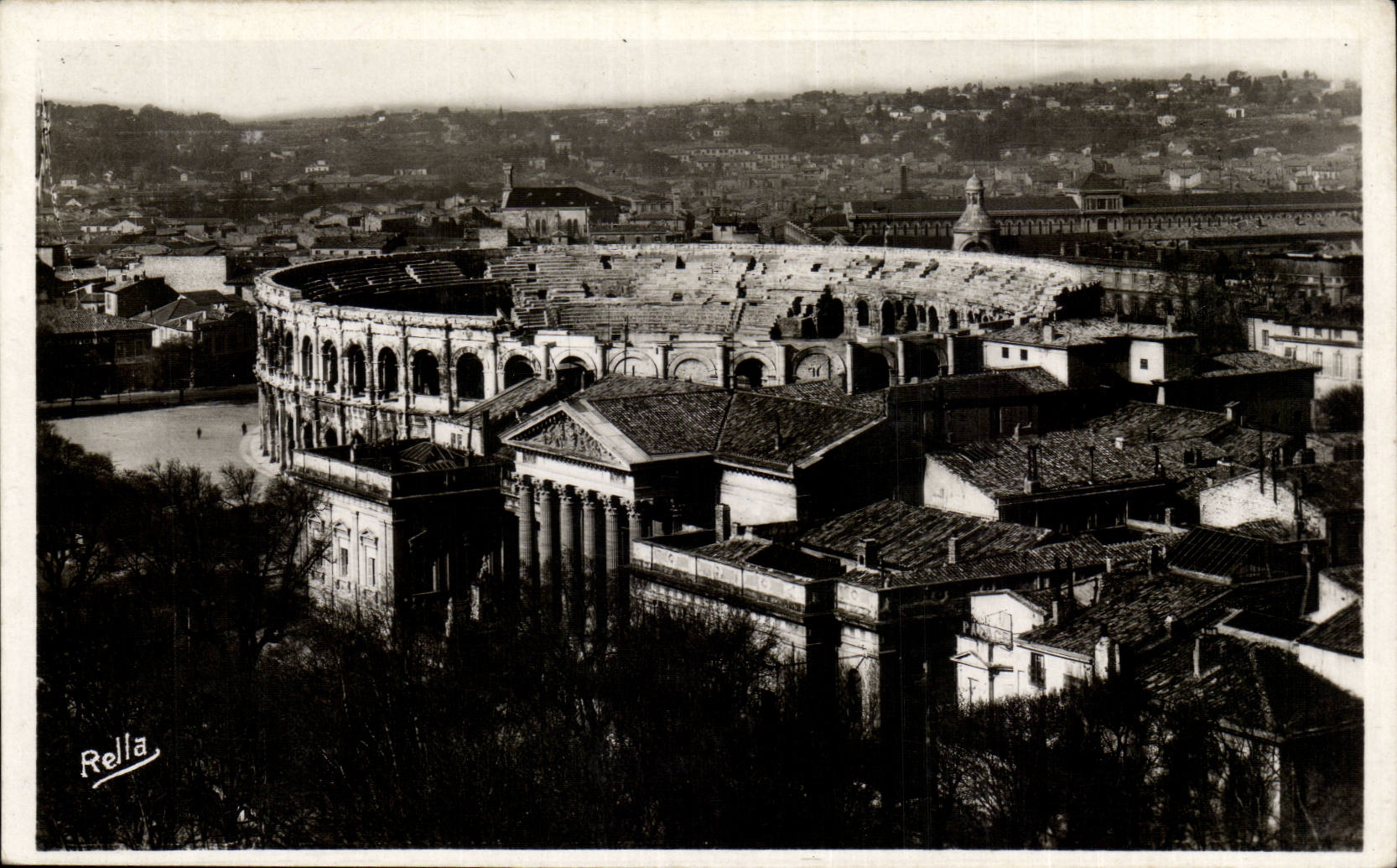 CPA Nimes View und die Arena Romer
