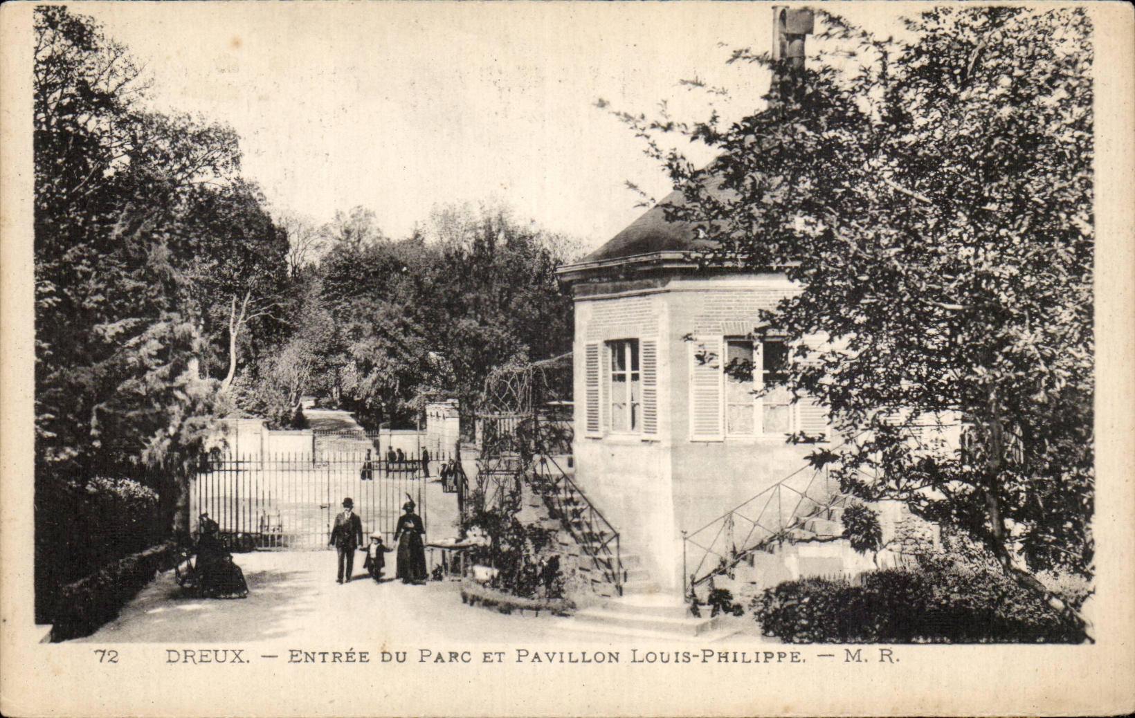 CPA Dreux Hereinkommen des Parks und des Hauses Louis Philippe