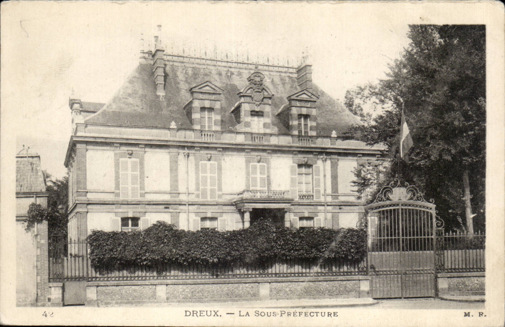 CPA Dreux unter Prafektur