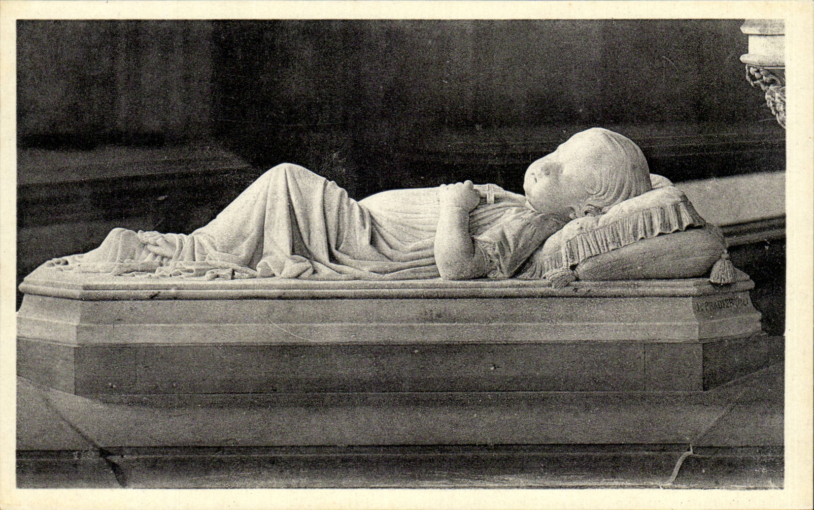 CPA Dreux Wolbung-St- Louisgrab des Frauleins de Montpensier (Pradier)