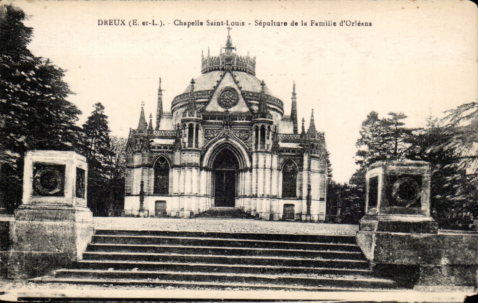 CPA Dreux Wolbung-Saint Louis-Beerdigung der Familie von Orleans