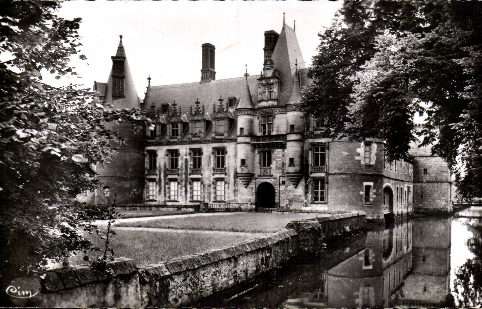 CPSM Maintenon die Nordschloss Front