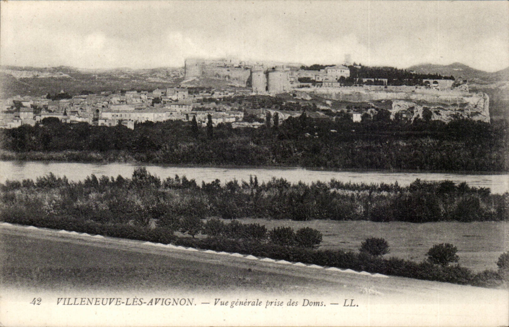 CPA Villeneuve Avignon View genommen von Doms