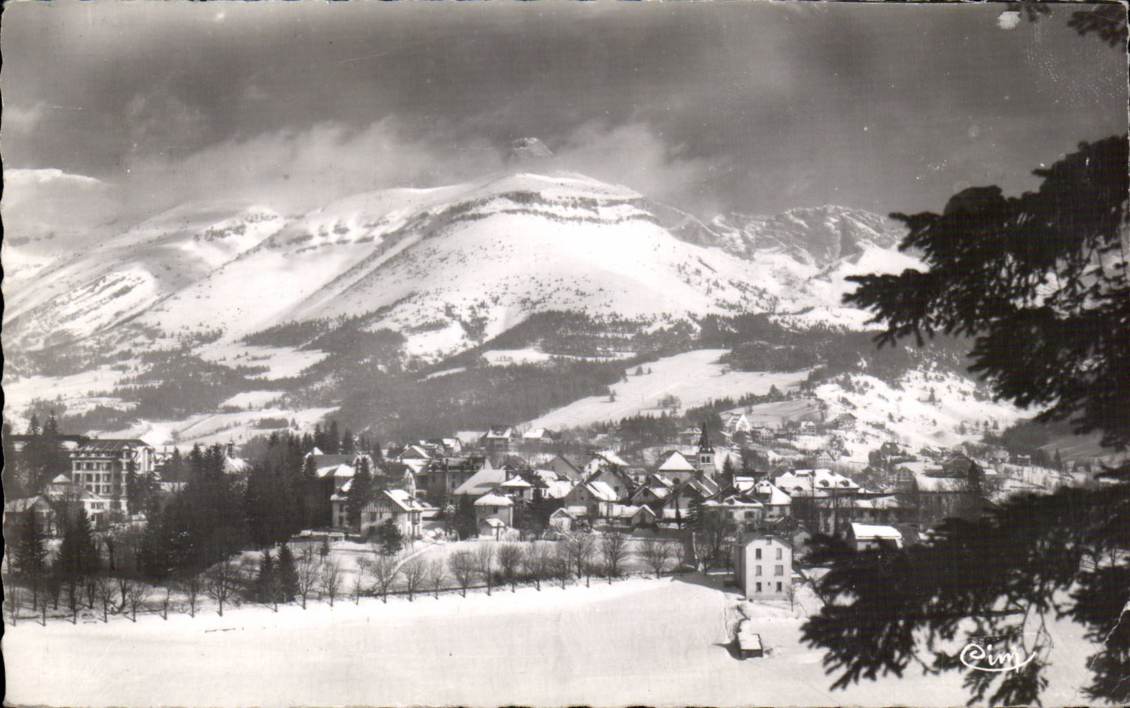 CPSM Villard de Lans View Cornafion and the track of Cochettes