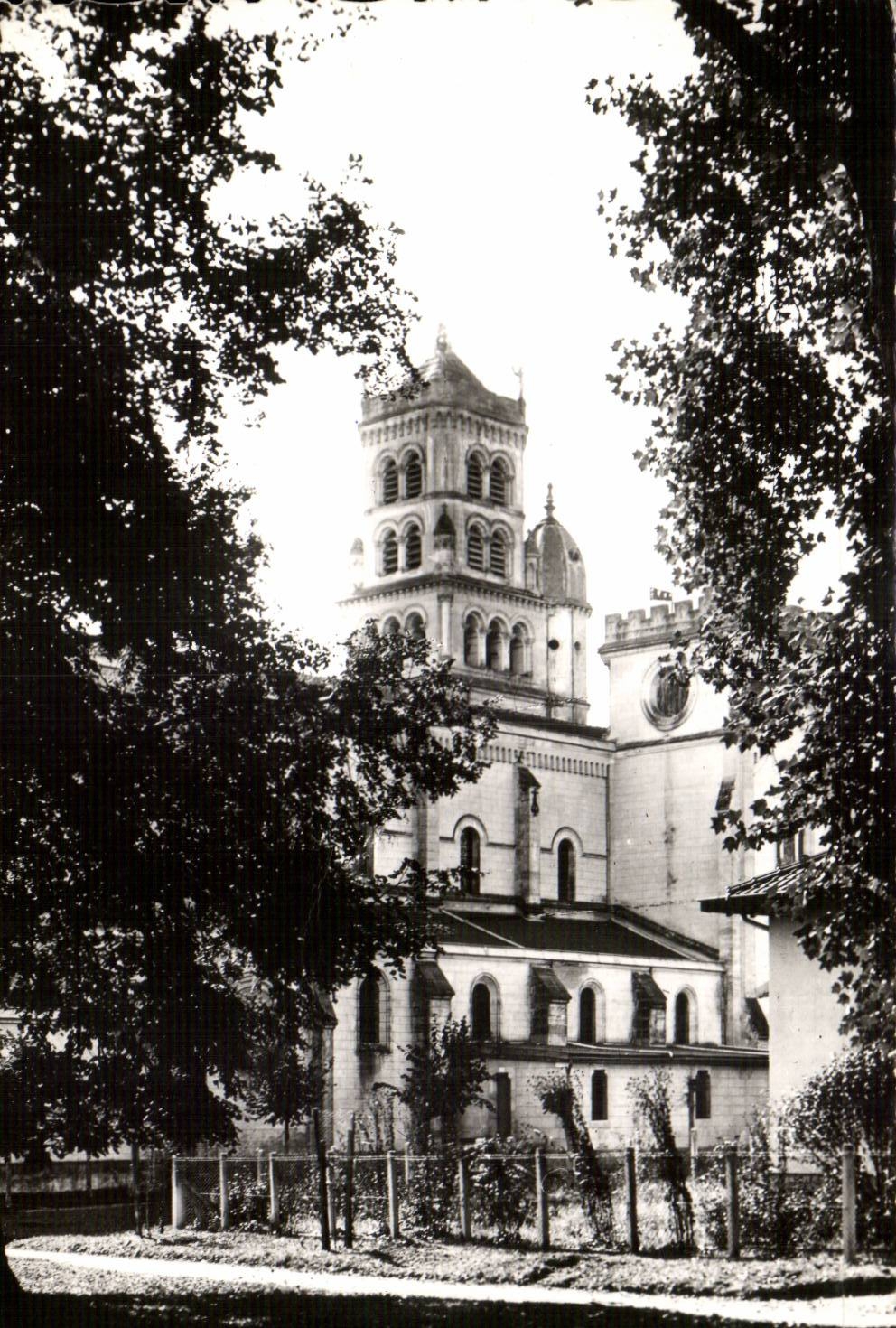 CPSM Notre Dame de Buglose the sanctuary