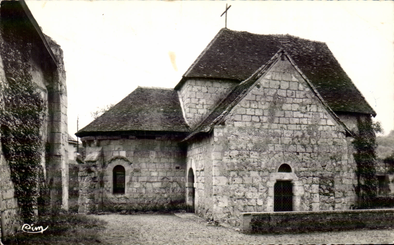 CPSM Montoire sur Loire Chapelle St Gilles