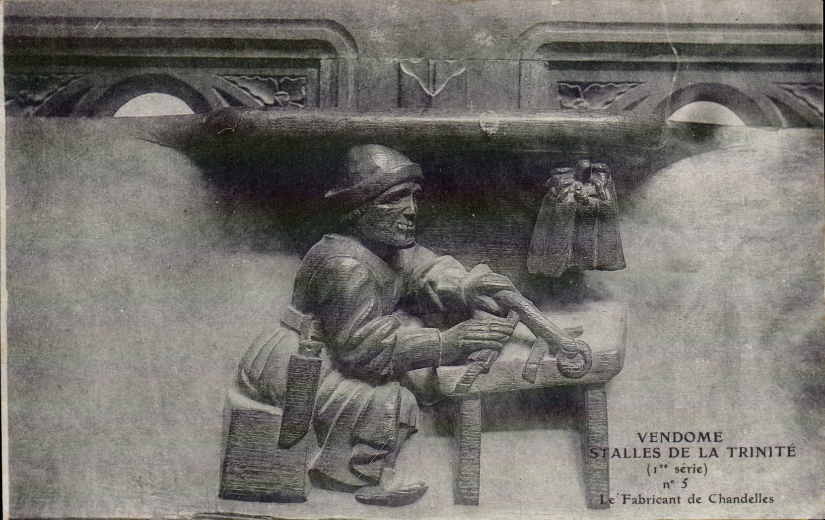 CPA Vendome Stalles de la Trinite Le fabricant de chandelles