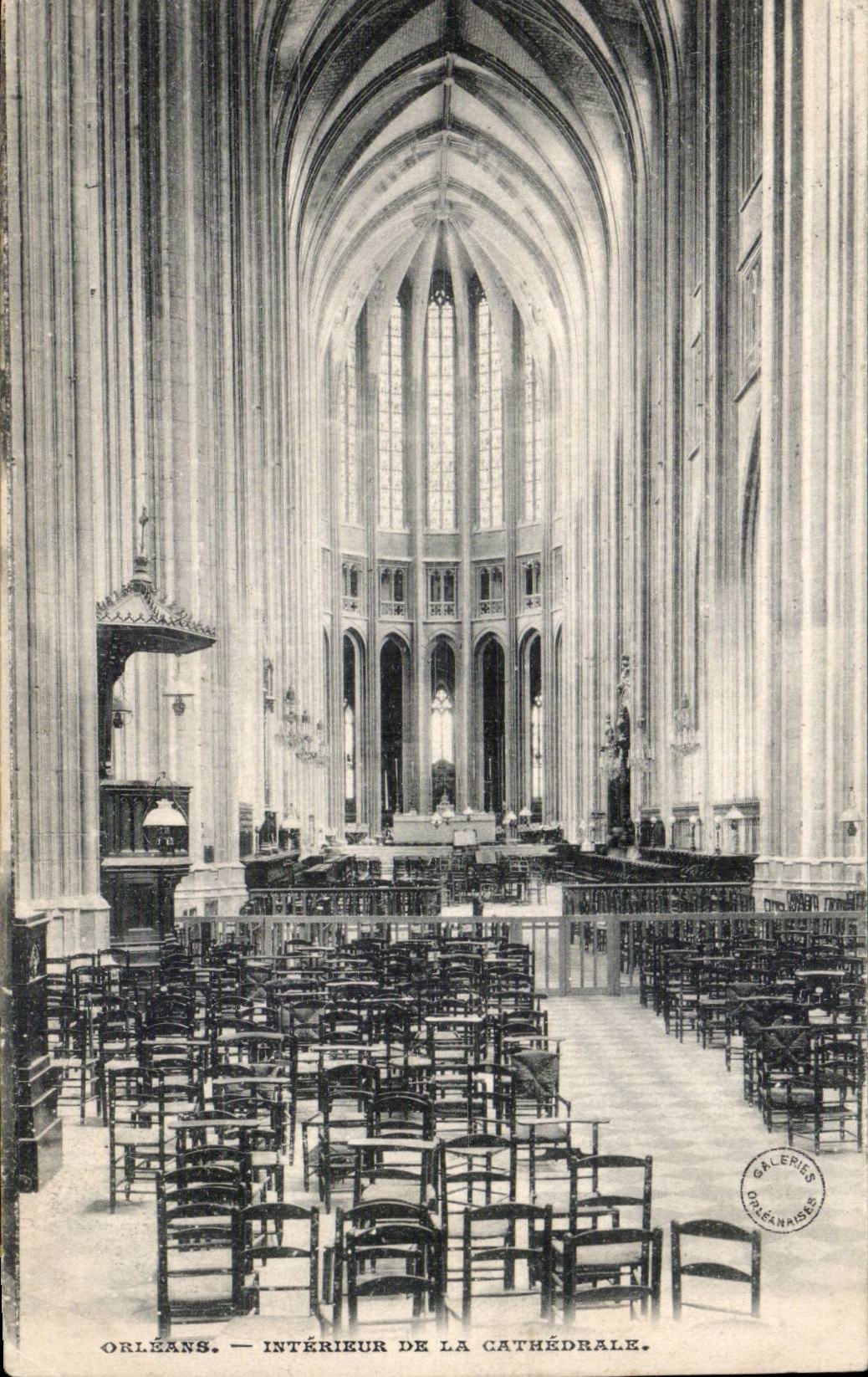 CPA Interior Orleans of the cathedral