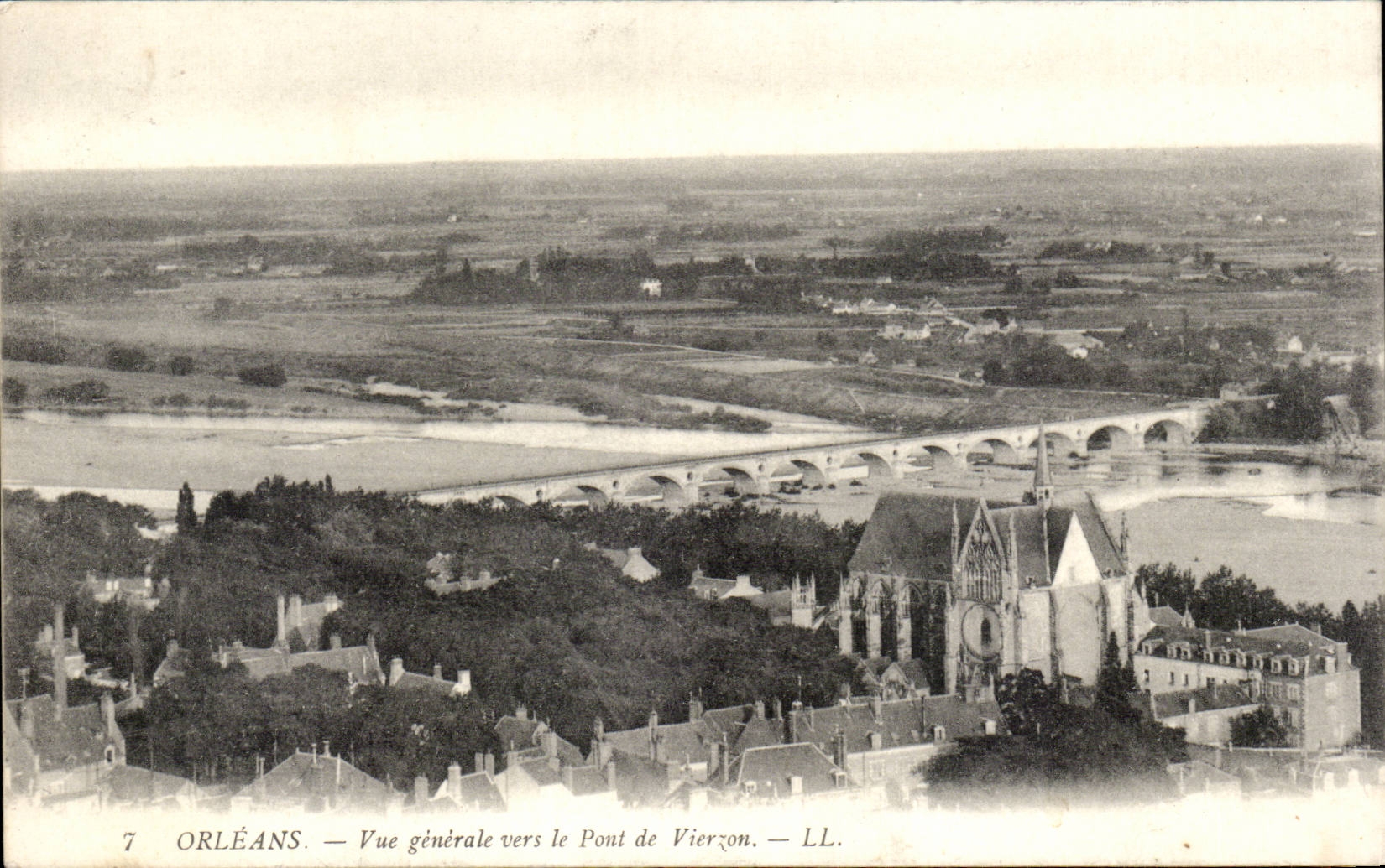 CPA Orleans View towards the bridge of Vierzon