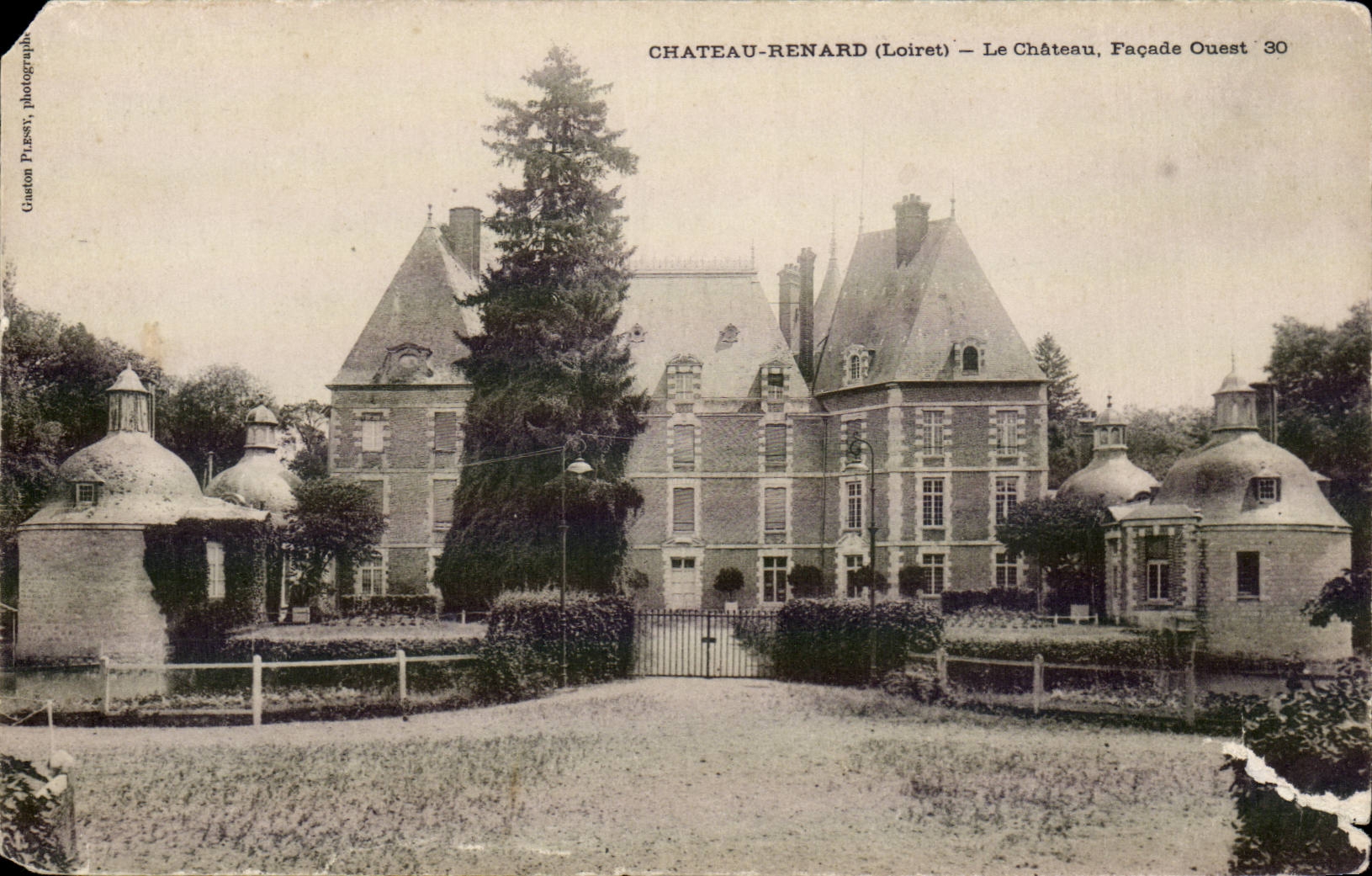 CPA Chateaurenard the castle