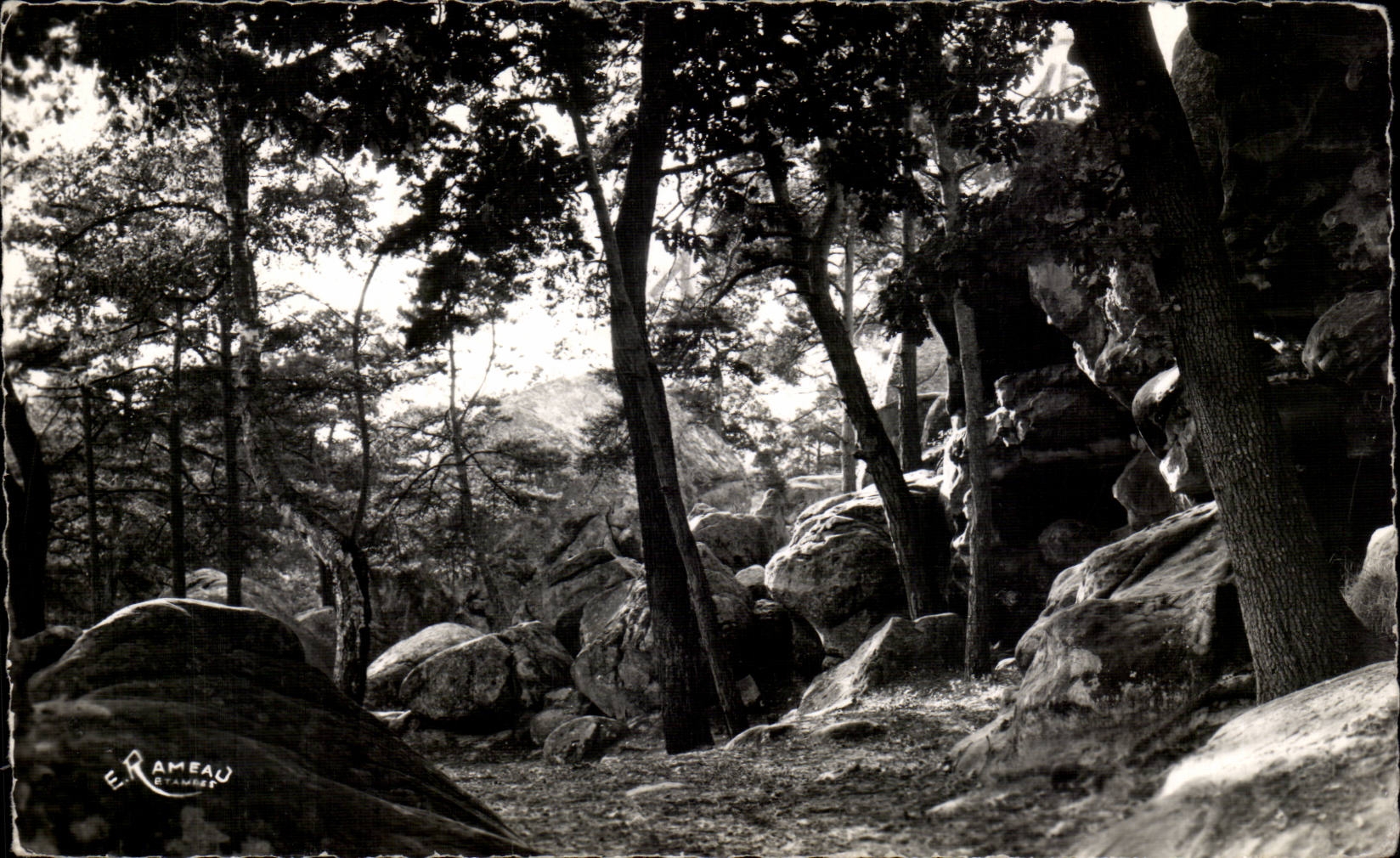 CPSM Malesherbes rocks