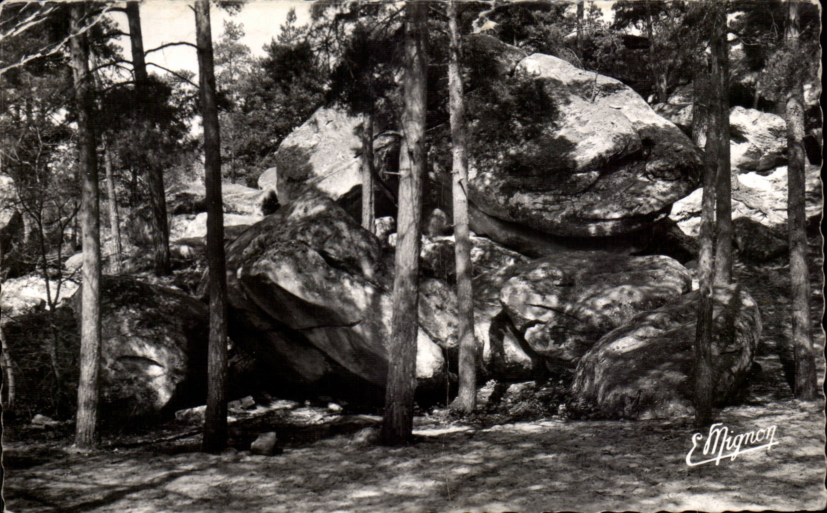 CPSM Malesherbes rocks