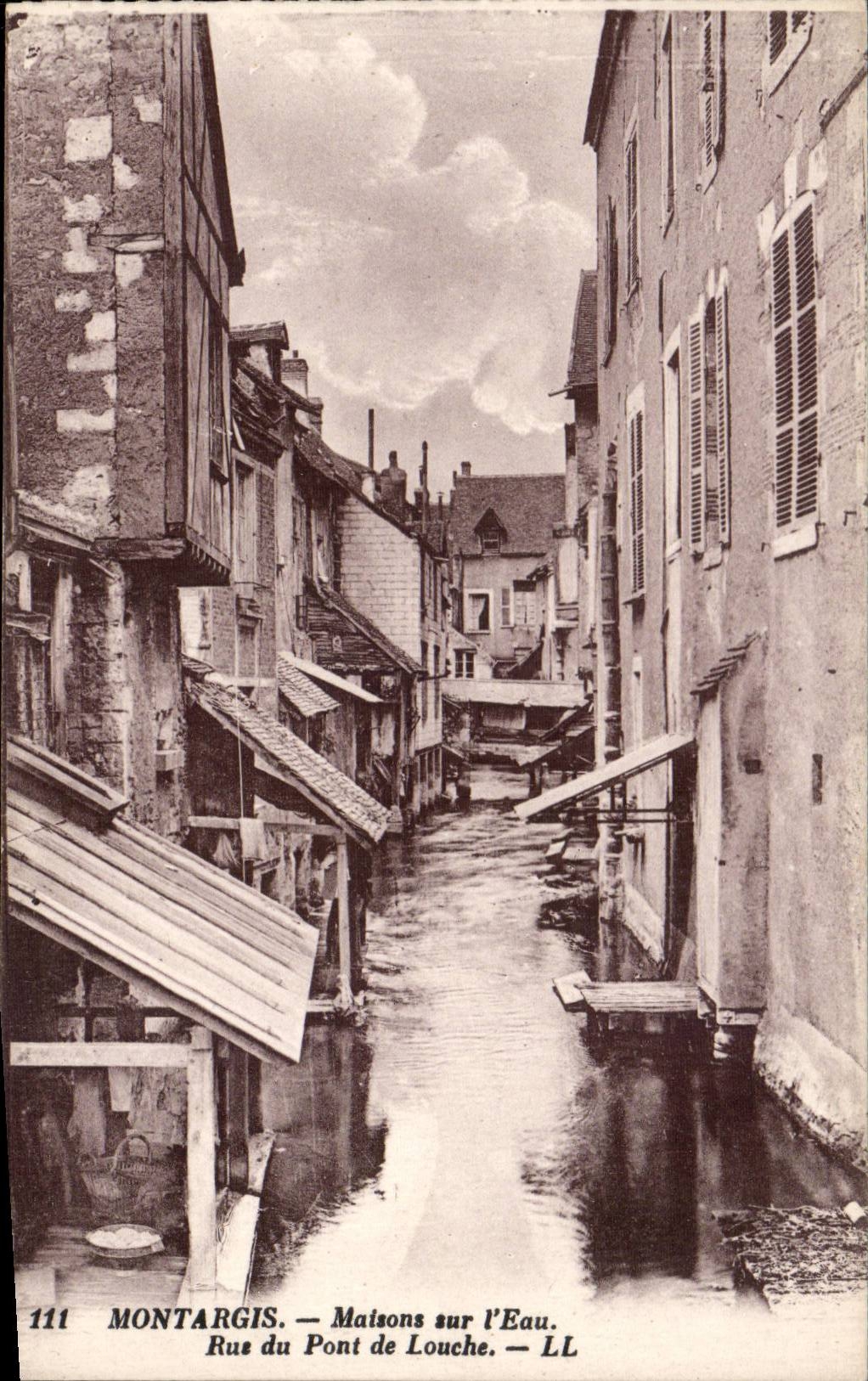 CPA Montargis Hauser auf Wasser Strasse der Brucke des Schopfloffels