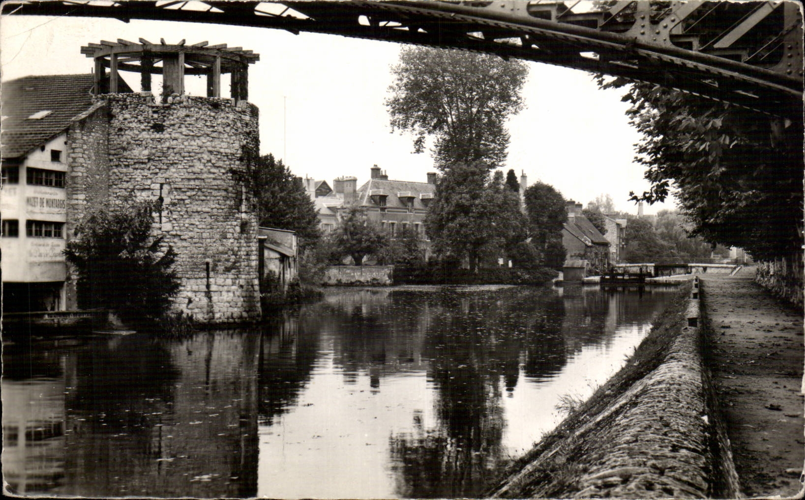 CPSM Montargis Rand des Kanals