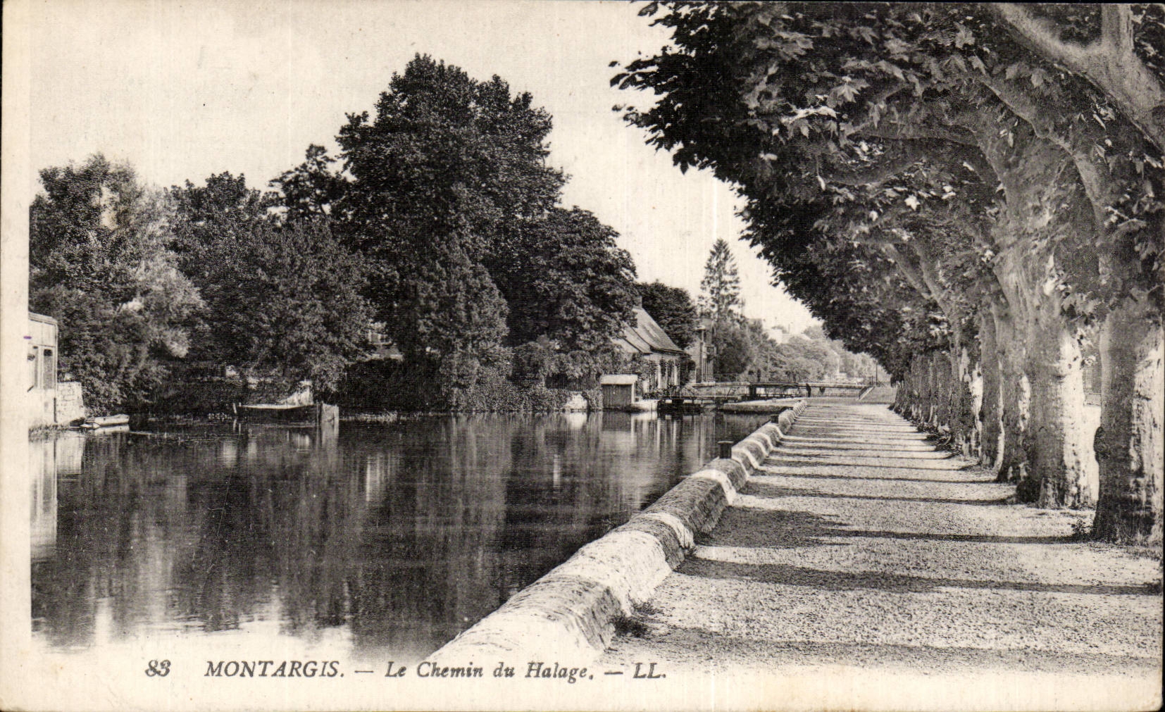 CPA Montargis the way of towing