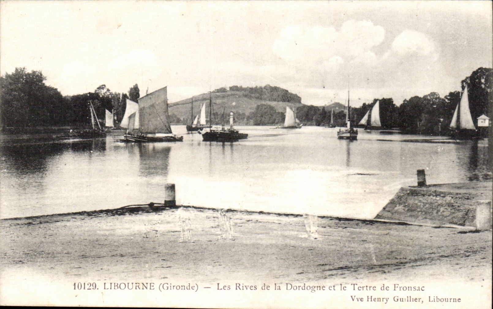 CPA Libourne Banke des Dordogne und der Hillock von Fronsac