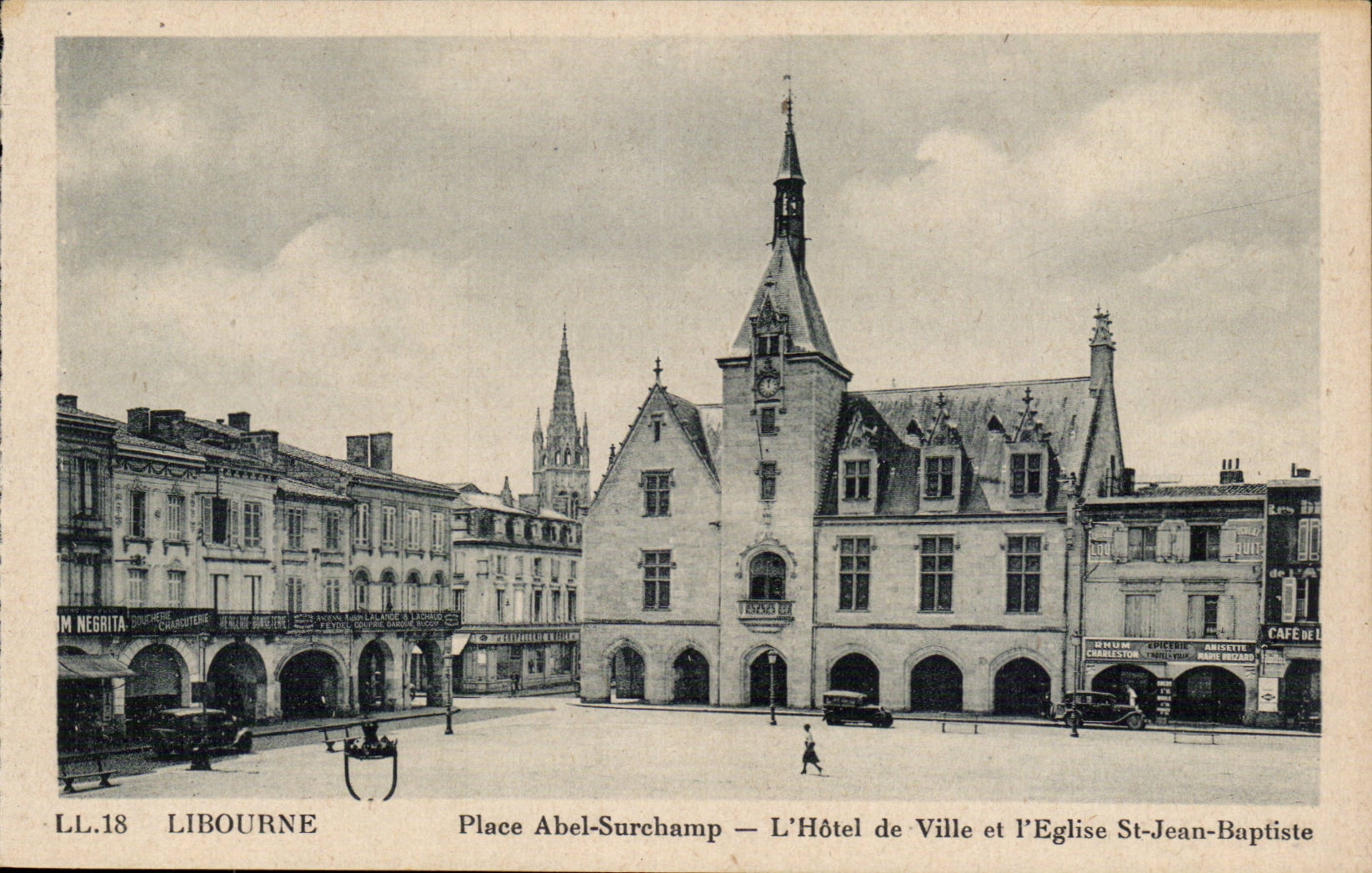 CPA Libourne setzt Abel Surchamp das Rathaus und die Kirche St Jean Baptiste