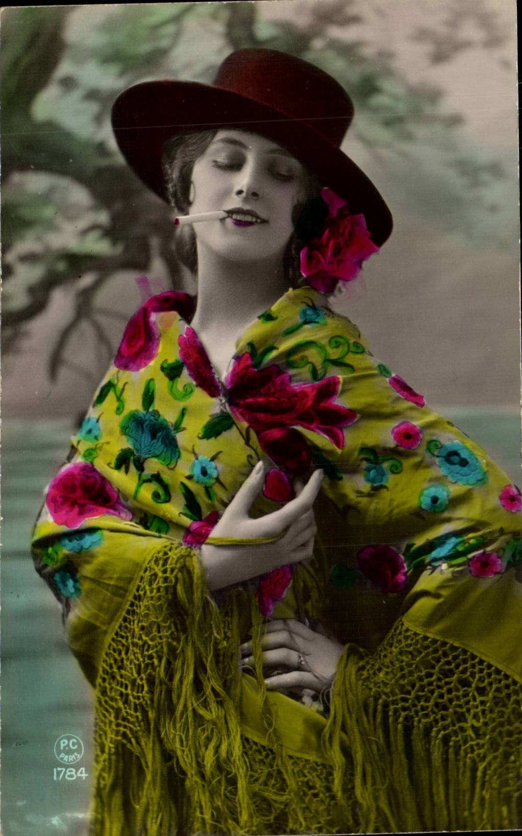 CPA Spain Spain Espana Woman Folklore Costume