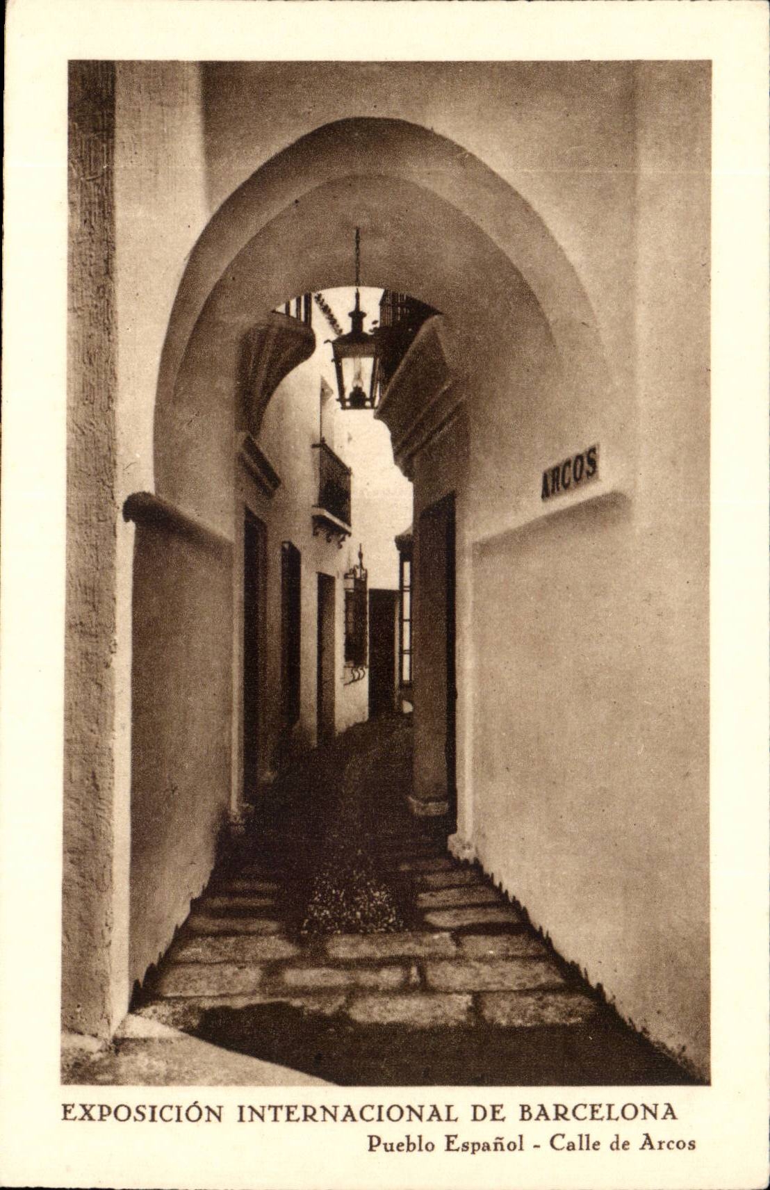 CPA Spain Spain Espana Exposicion Internacional de Barcelona Pueblo Espanol Fixes of Arcos