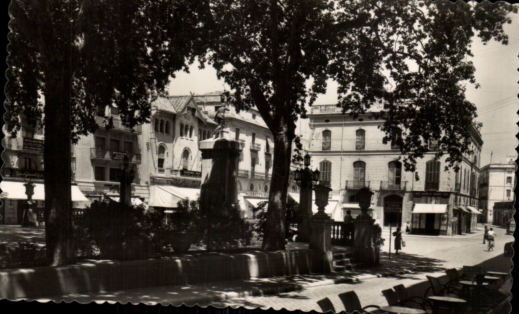 CPSM Spain Spain Espana Figueras Rambla monumento has Monturiol there