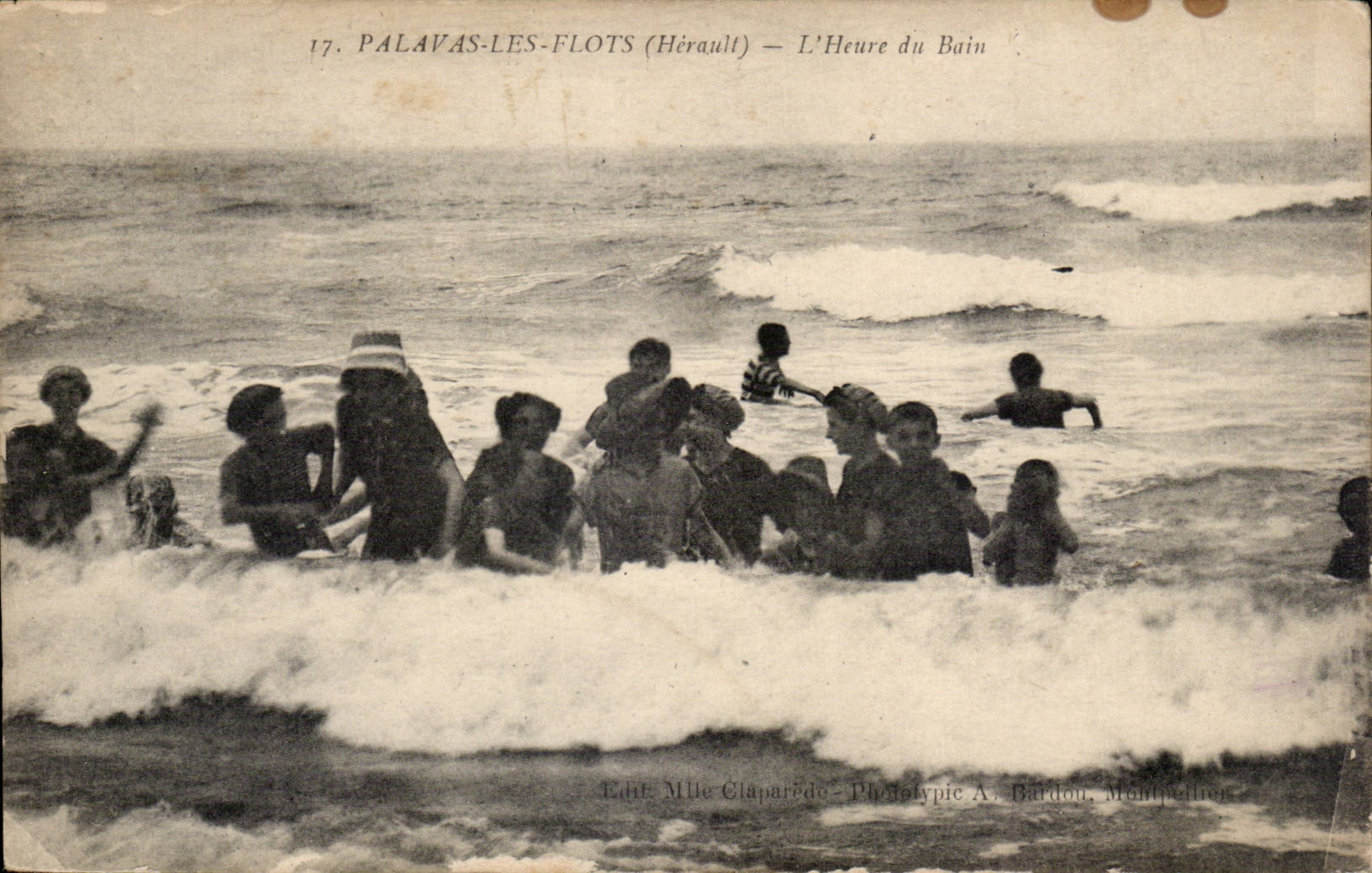 CPA Palavas floods the hour of the bath