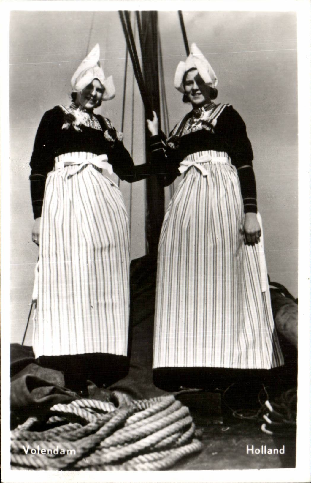 Nederland - Holland - the Netherlands - Folklore - Costumes - Meid - CPA