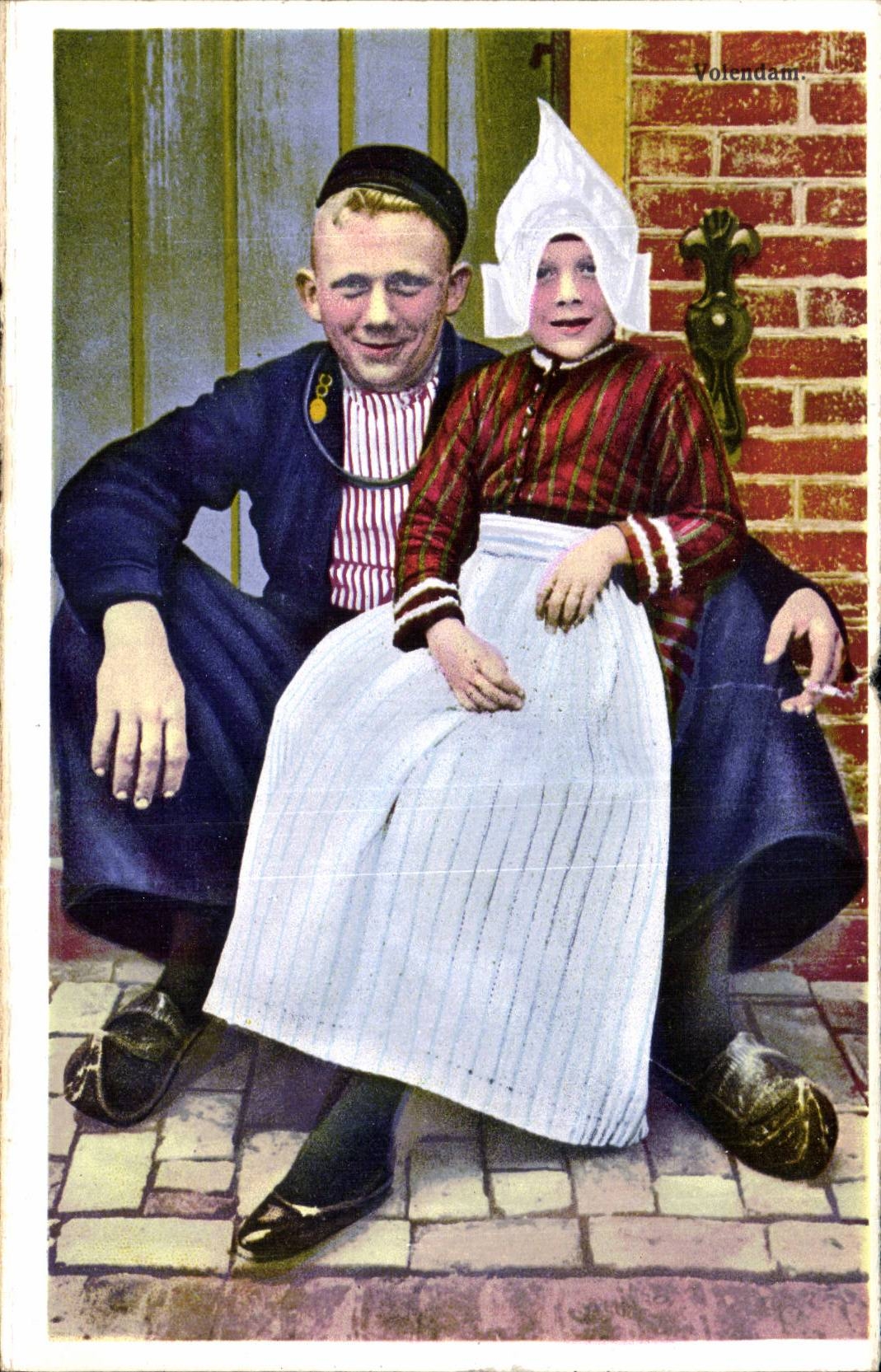 CPA the Netherlands Volendam Folklore Costumes