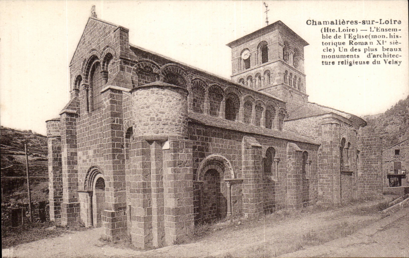 CPA Chamalieres on the Loire Together of the church