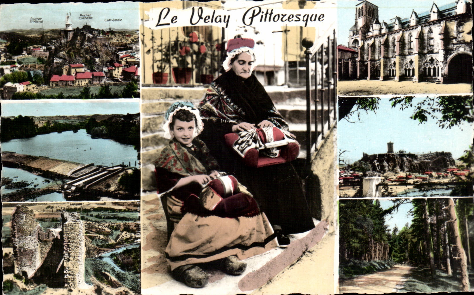 CPSM Velay Folklore Costume