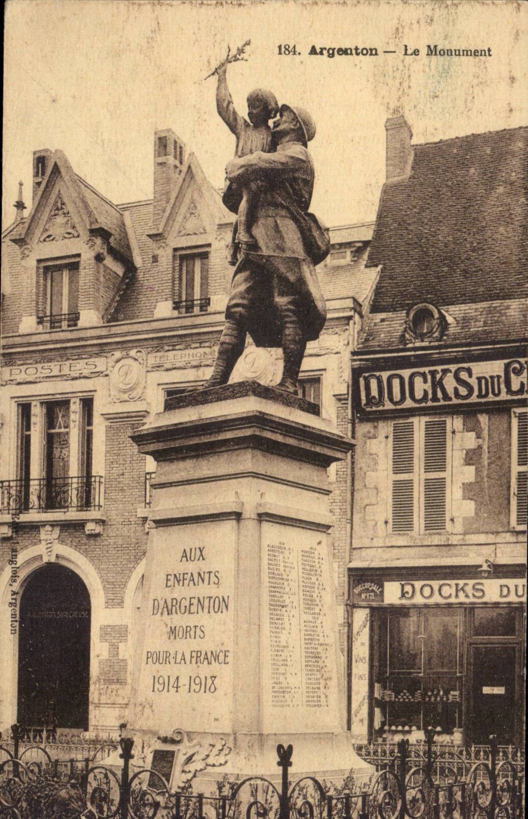 CPA Nickle silver on Creuse Le monument