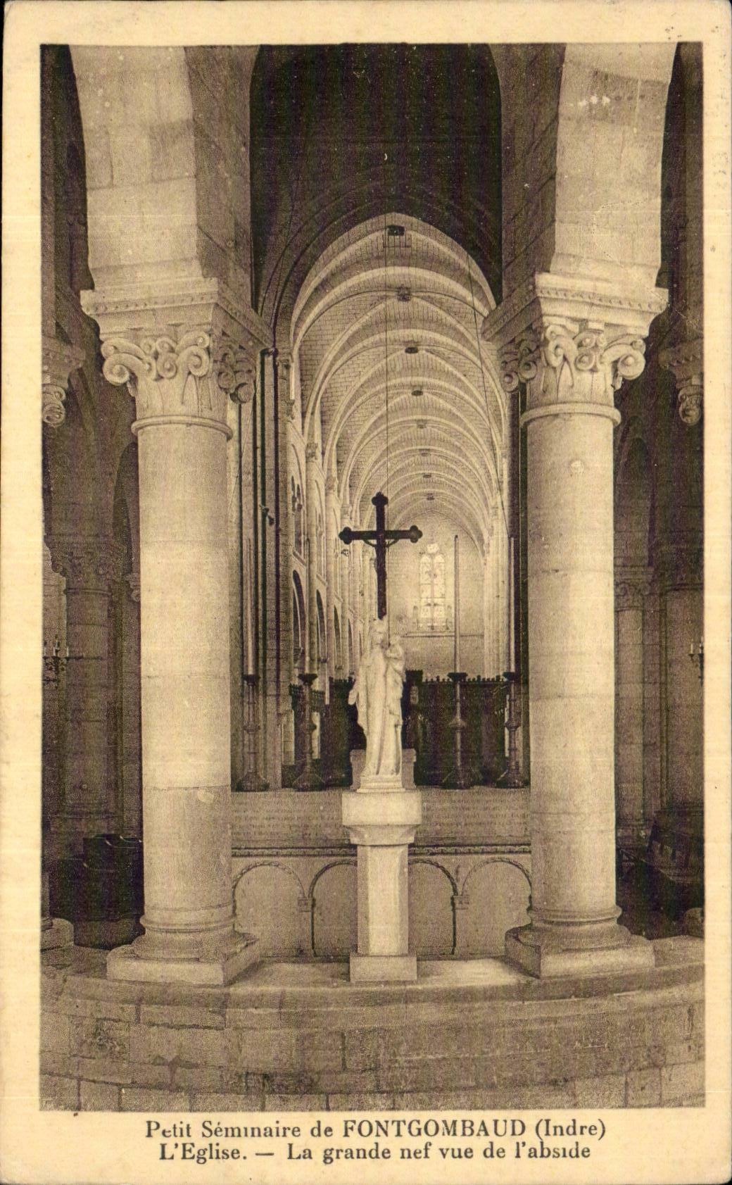 Pequeno seminario de CPA de Fontgombaud la iglesia el gran cubo visto del apse
