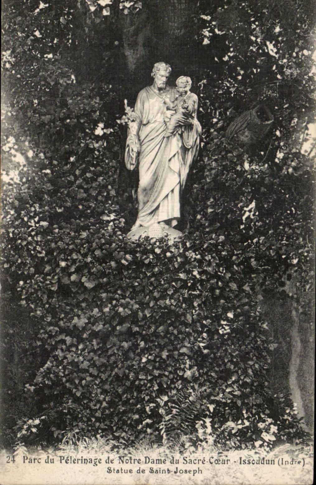 CPA Issoudun Park of the pilgrimage of Our Lady of the Sacring Heart Statue of Saint Joseph