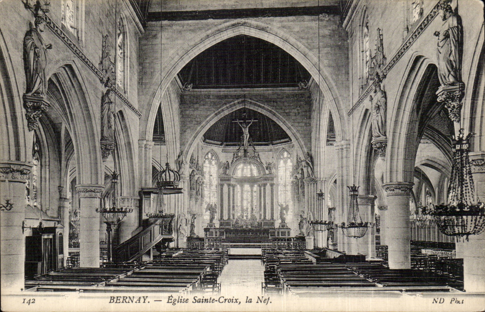 CPA Bernay Church Sainte Cross the nave