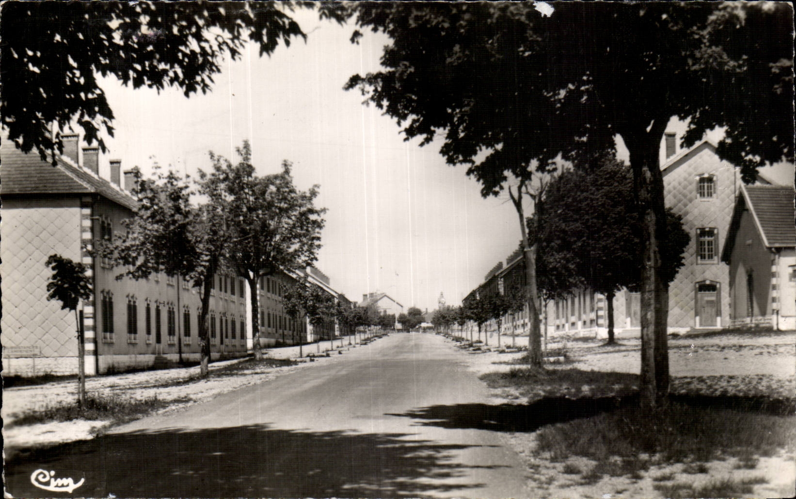 CPSM Militaria Camp of Valdahon Allee central of the camp