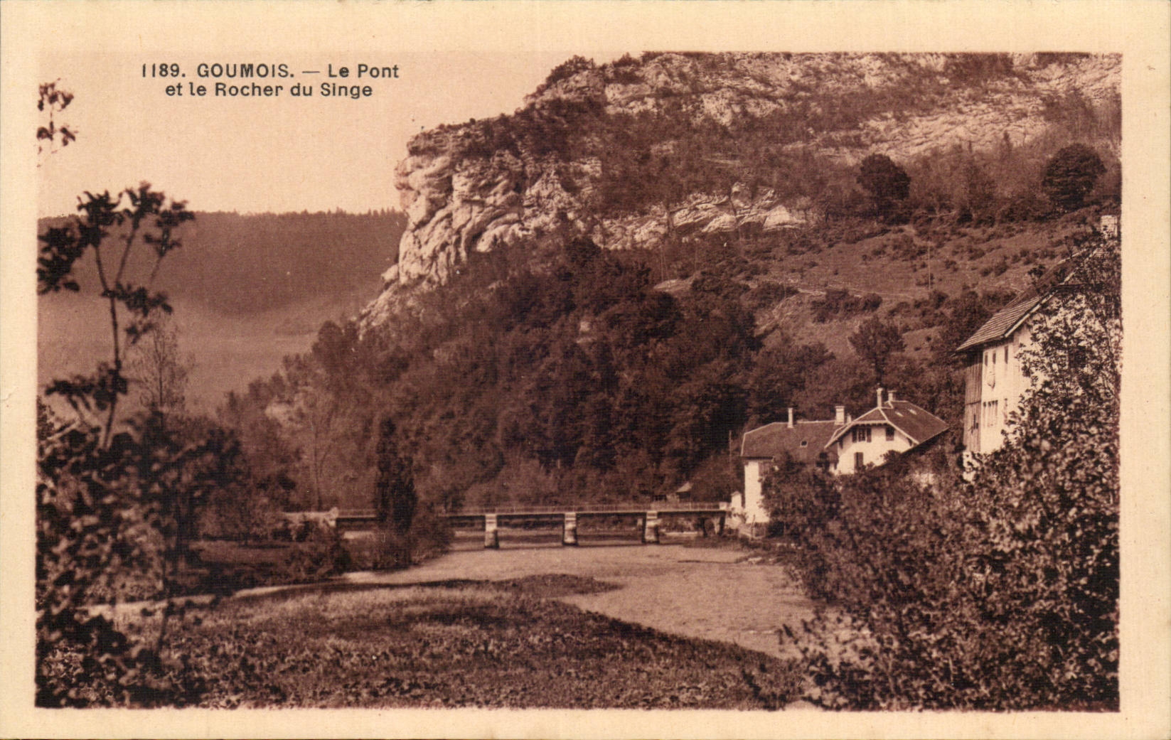CPA Goumois Le bridge and the rock of the monkey