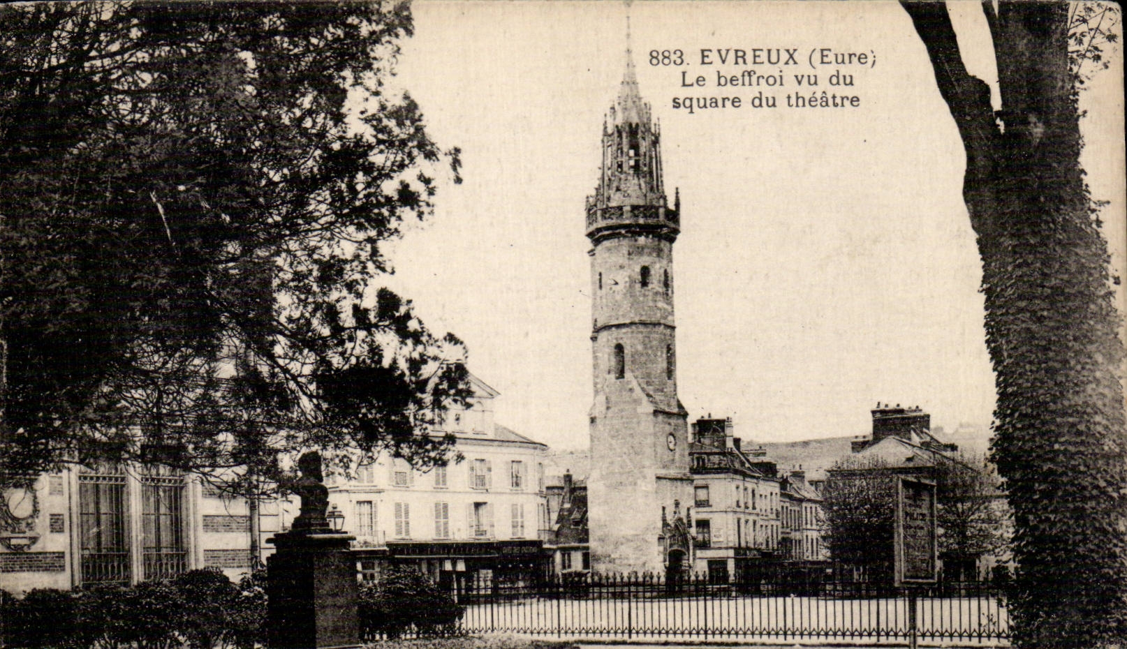 CPA Evreux Le belfry visto del jardin publico del teatro