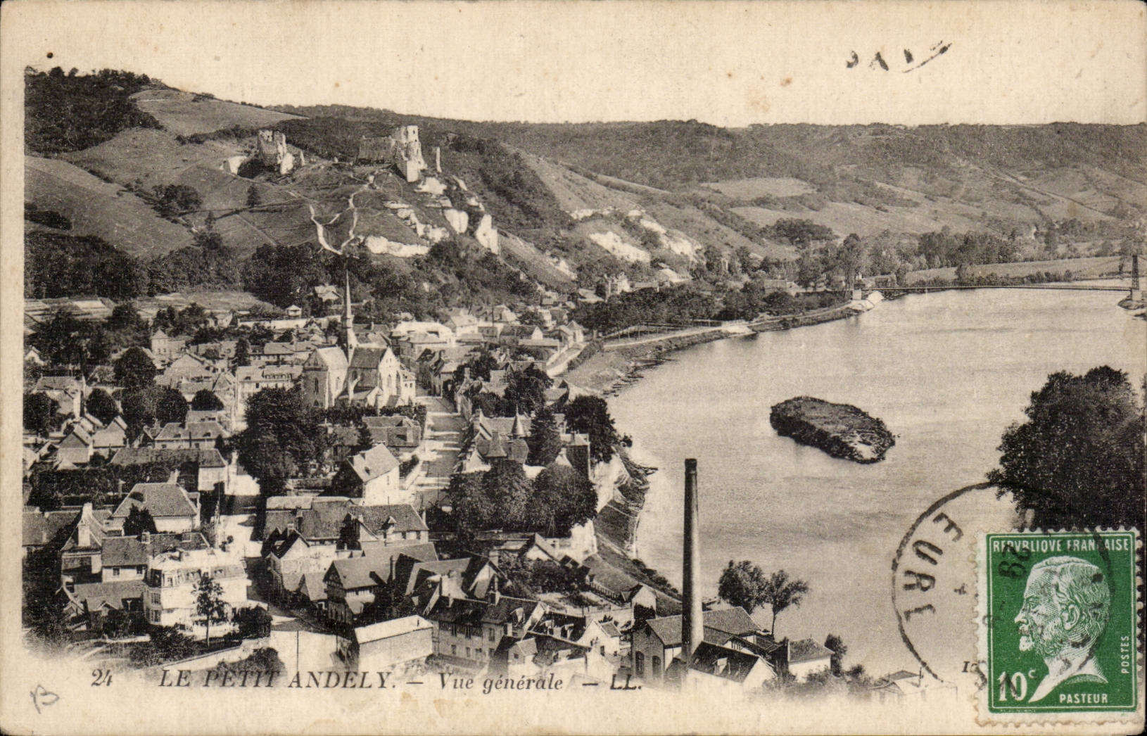 CPA Le petit Andely Vue generale