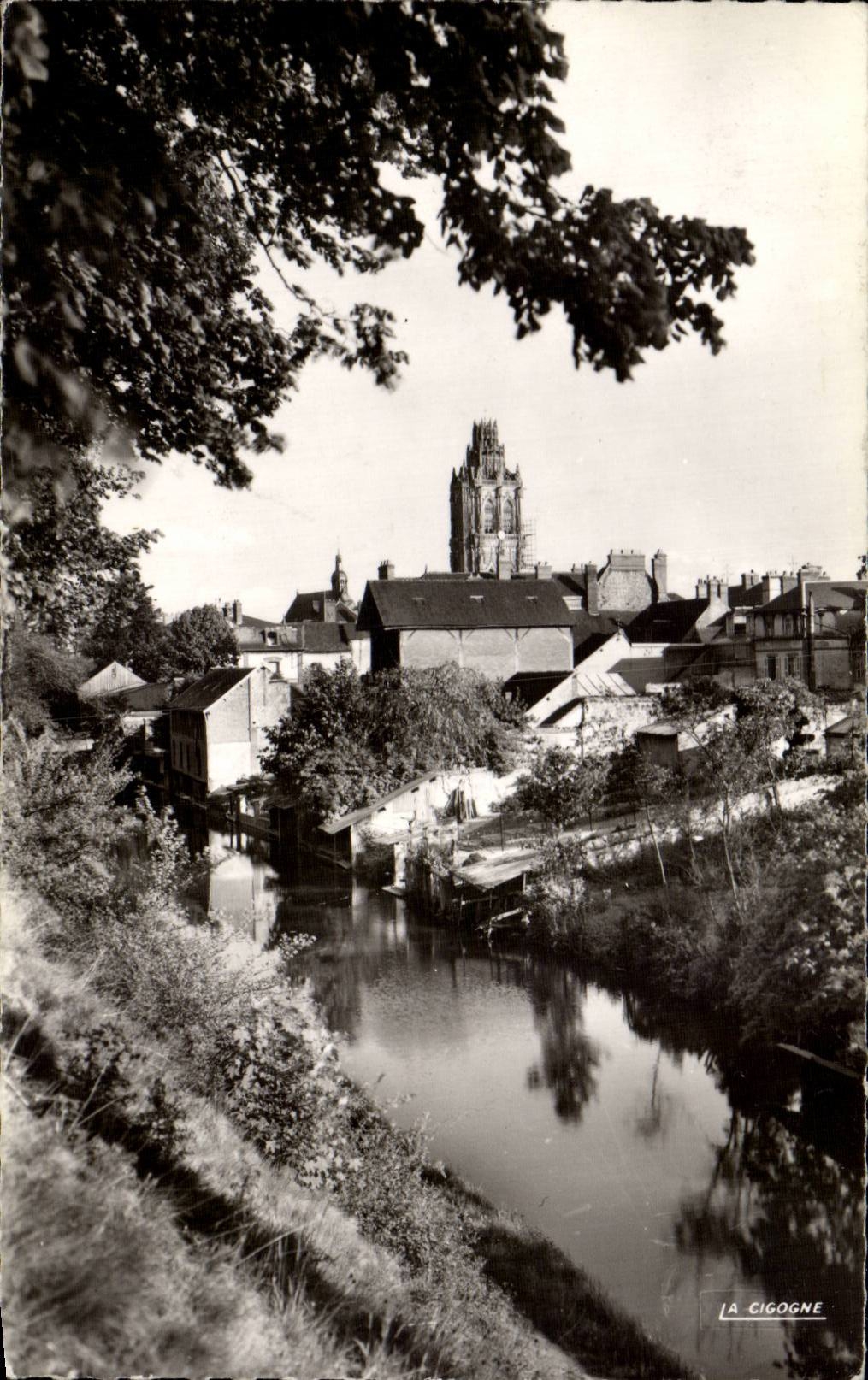 CPSM Verneuil on Avre pits