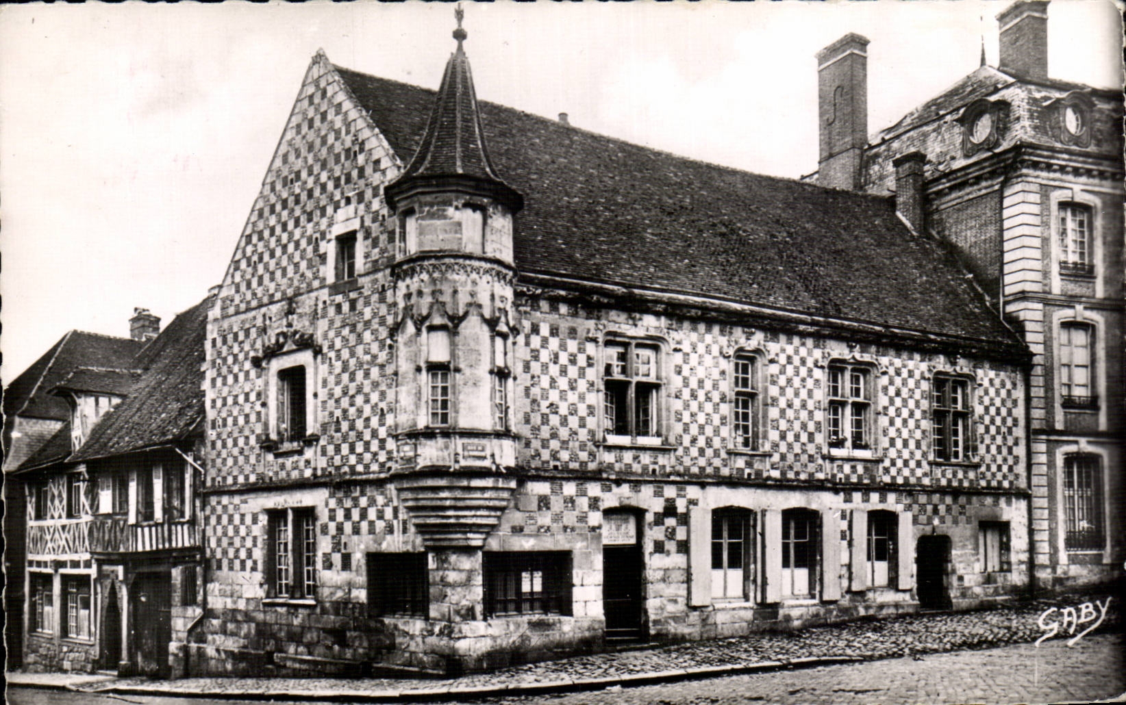 CPA Verneuil on Avre House of the 16th Street of Canon
